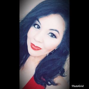 Meet your Posher, Yvonne